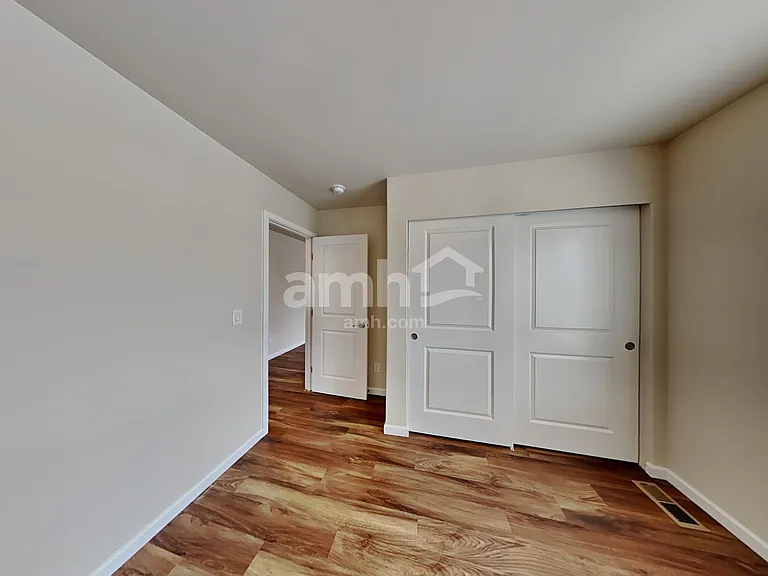 2681 Moore Ave — Photo 16