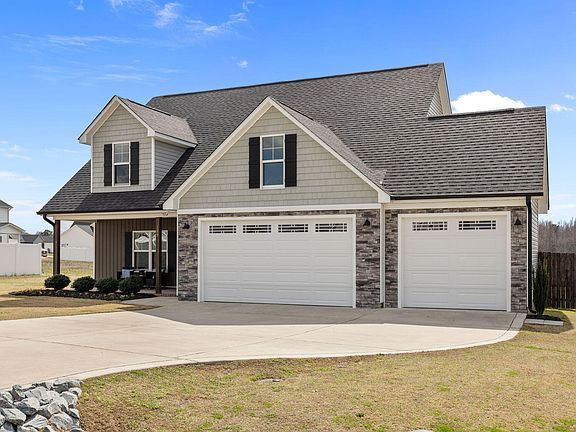 3rd image of 129 Thunder Valley Ct