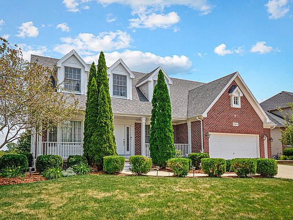 2nd image of 25656 W Meadowland Cir