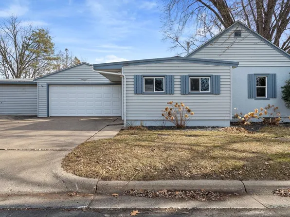 840 6th St W, Hastings, MN 55033