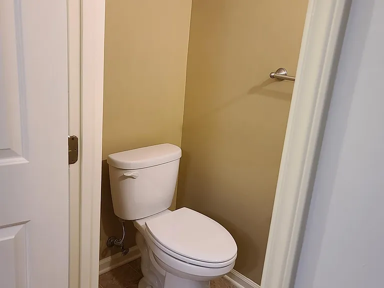 6416 Meadow View Dr — Photo 14