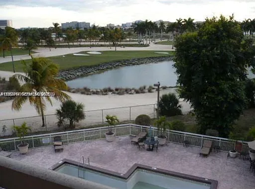 8290 Lake Dr #104 — Photo 2