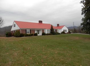 361 Duff St, Pennington Gap, VA 24277