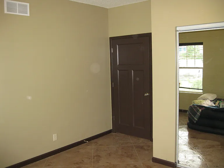 631 Ontario St SE #208 — Photo 7