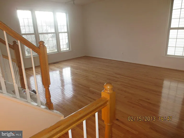 6540 Creek Run Dr — Photo 3