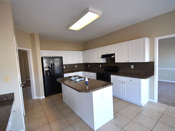 5th image of 1067 Glen Chase Dr