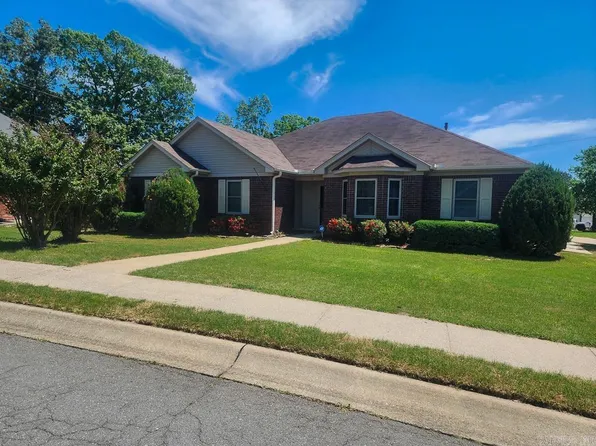 1 Cherry Laurel Ct, Little Rock, AR 72211