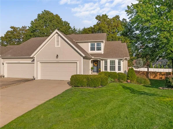 11927 Slater St, Overland Park, KS 66213