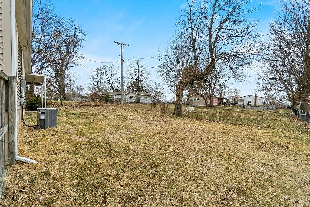 2 bed, 768 sqft, $1,150 — Photo 3