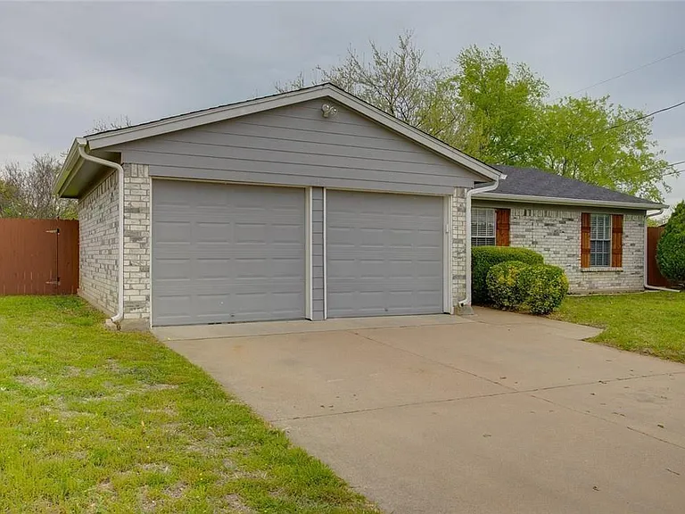 6409 Patino Ct — Photo 3