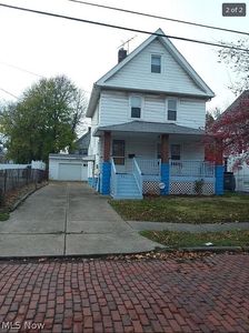 910 Stevenson Rd, Cleveland, OH, 44110