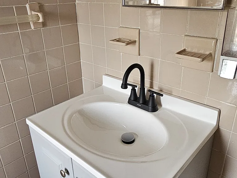 52-56 N 7th St #3 — Photo 12