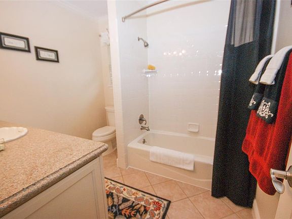 3rd image of 3706 Plum Hollow Dr