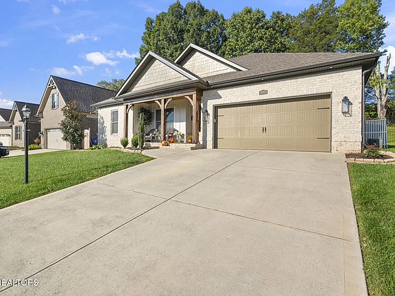 3rd image of 7857 Saddlebrooke Dr