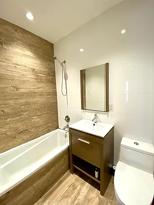 Rented by Nooklyn NYC LLC | media 19