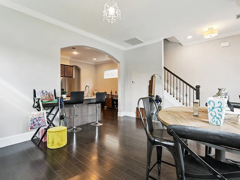200 Cedar Place Row — Photo 5