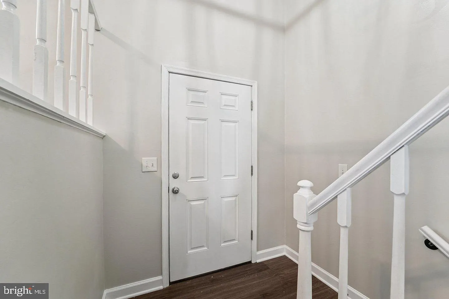3 bed, 2.0 bath, 1680 sqft, $3,000 — Photo 4