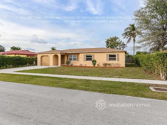 4th image of 10685 Ember St