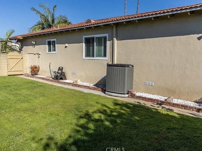 24314 Berendo Ave — Photo 19