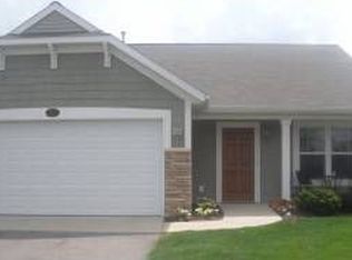 823 Cooks Crossing Dr SE, Byron Center, MI 49315