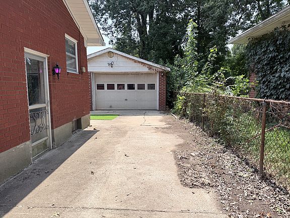 4th image of 3206 Patricia Dr