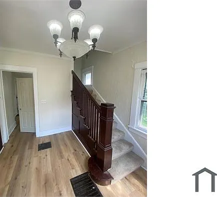 2114 Telegraph Rd — Photo 3