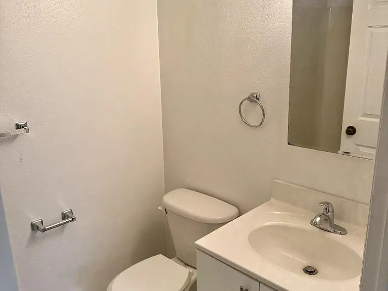 Unit Photo