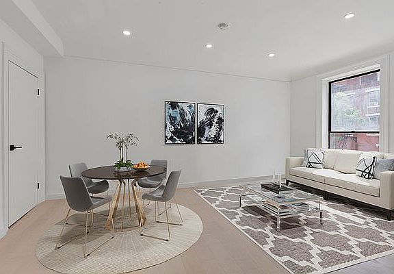 4th image of 245 E 10th St #1A