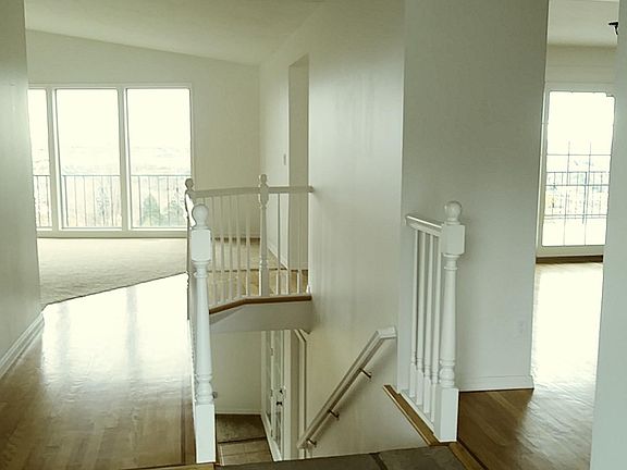 3rd image of 2369 S Ridgeview Way