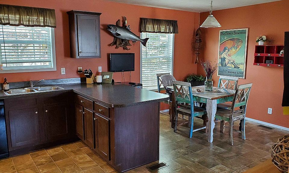 Kitchen/Dining