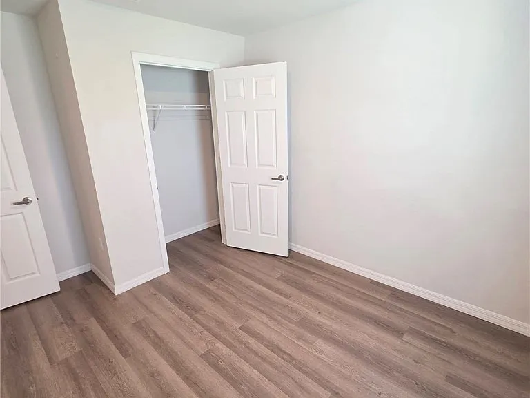 1604 Marble St — Photo 14
