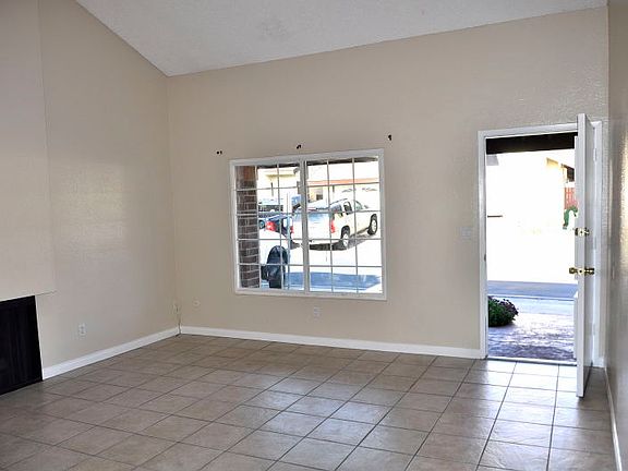 2nd image of 1233 27th St