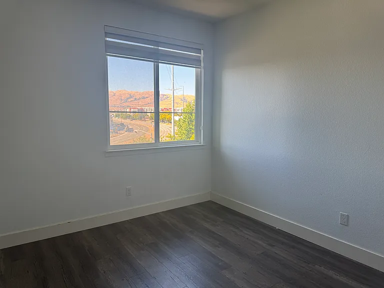 255 Odyssey Ln — Photo 15