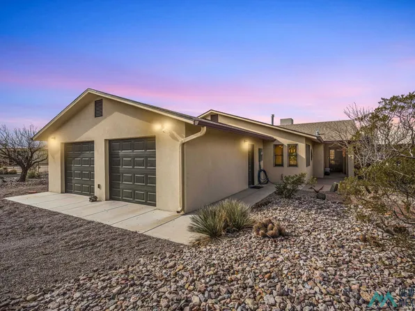 101 Mimbres Dr, Elephant Butte, NM 87935