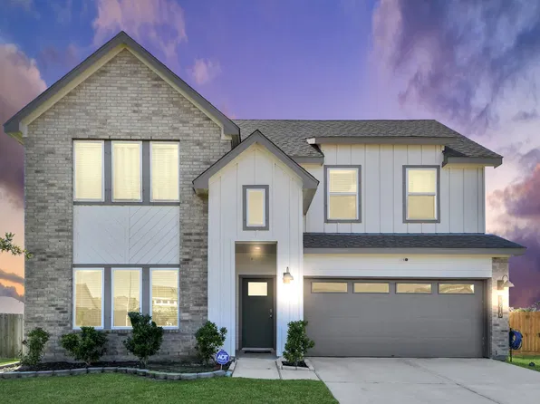 13910 Red River Dr, Baytown, TX 77523