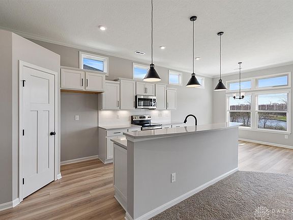 2nd image of 4405 Waters Edge Ln #10-301