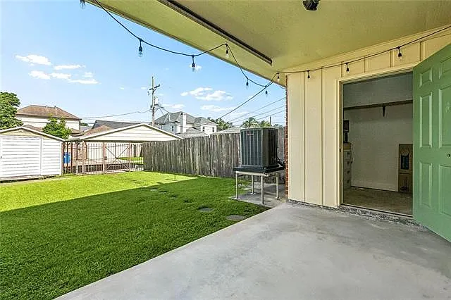 6832 Orleans Ave — Photo 17