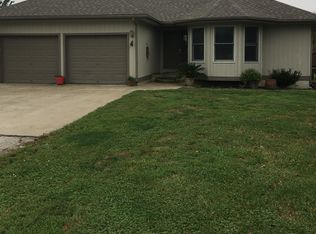 3870 S Katy Rd, Chanute, KS 66720