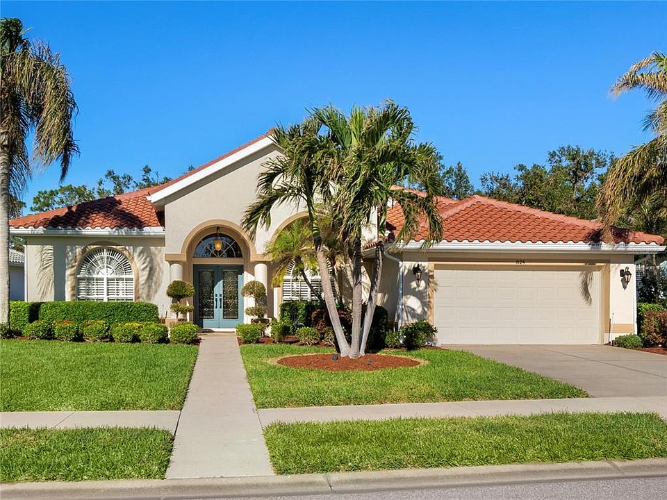 1st image of 824 BLUE CRANE DRIVE