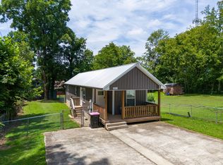 112 Oak St, Ashland City, TN 37015