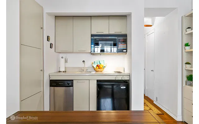 Sold by Douglas Elliman | media 3