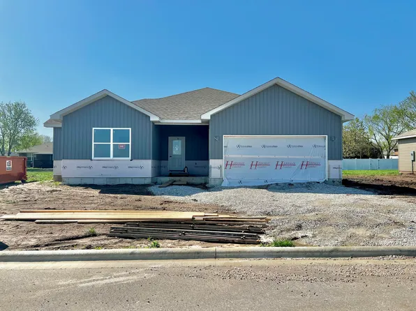 710 E Vivian Street, Bolivar, MO 65613