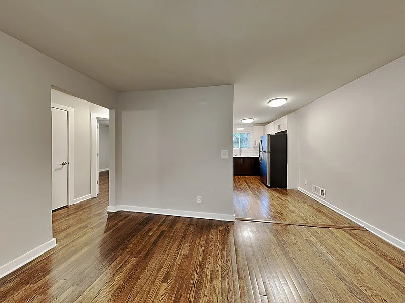 2 bed, 1.0 bath, 1000 sqft, $1,845 — Photo 2