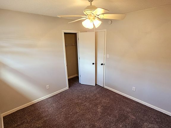5th image of 215 Shamrock Dr