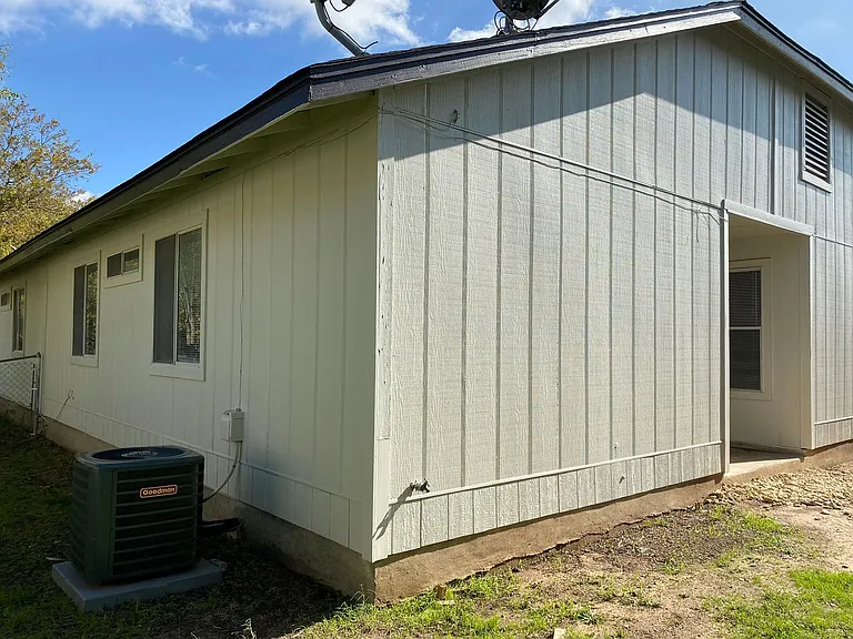 510 Willowbend Cv — Photo 14