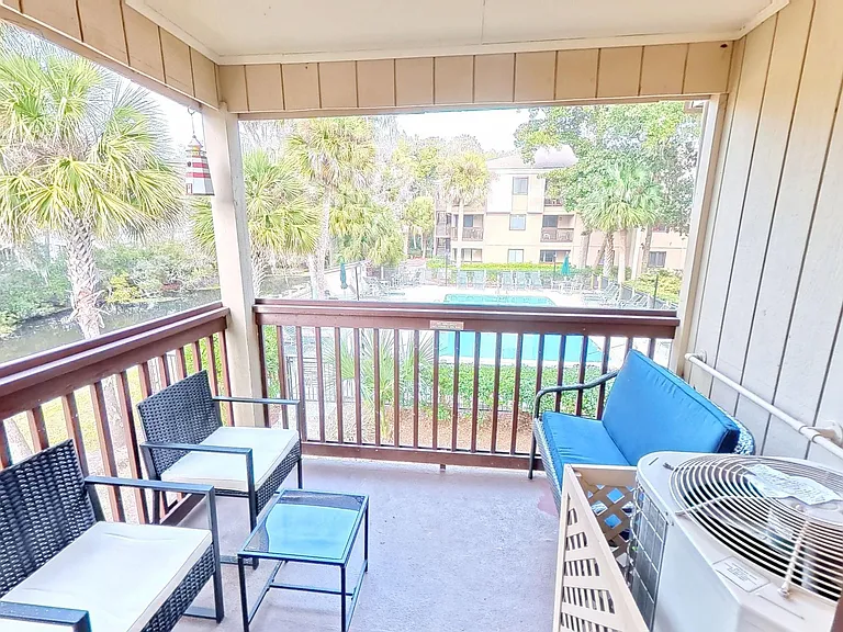 21 Lagoon Rd #A2A — Photo 3