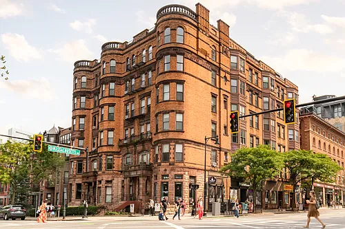 362 Commonwealth Ave #4E Photo 1