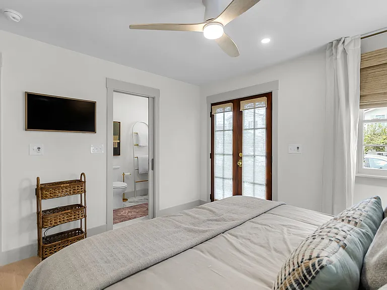 440 Sumter St — Photo 24