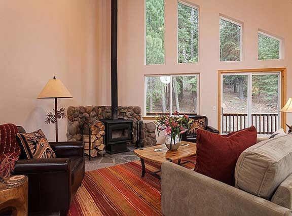2nd image of 12639 Saint Bernard Dr
