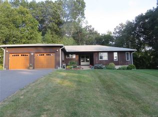 22 Fairfield Pl, Beacon Falls, CT 06403